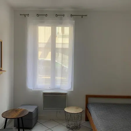 Cozy Proche De La Gare Et L'universite Апартаменты